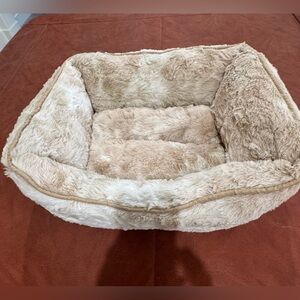 Dog Lounge Plush Beige Faux Fur Pet Bed